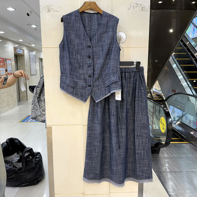 33-6383马甲两件套裙