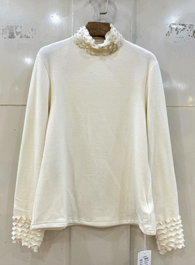 赫琳娜1719 花瓣木耳边半高领磨毛加绒T恤轻暖绒打底衫上衣冬装女