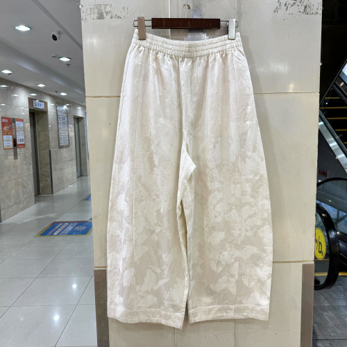 A6873人丝提花国风奶奶裤女