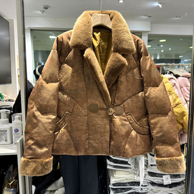 雅琪娜G203仿水貂毛西装领羽绒服