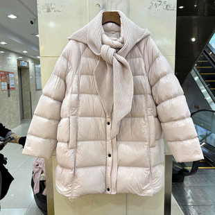 8818 欧洲站冬装2025款时尚针织围巾连帽泡芙舒适阔版中长羽绒服