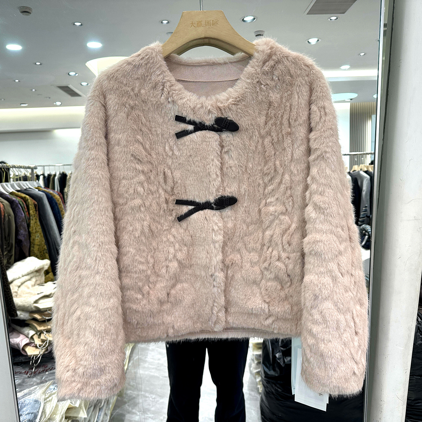 乔卡曼66F36保暖皮毛一体外套