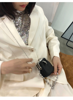 Chaos Monster三层迷你斜挎包 链条月亮口金包迷你包