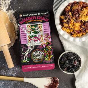 Bones Coffee-白骨Blackberry Cobbler黑莓奶油酥皮中度咖啡豆