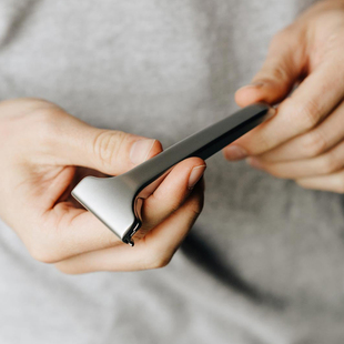 Supply-SE 实心金属航天级铬NickStop技术单刃齿梳手动安全剃须刀