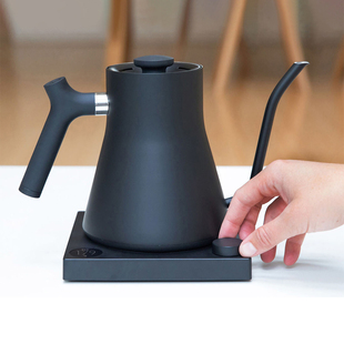 Fellow-配备精准倾倒嘴可变温控LCD屏幕哑光黑电热水壶935.5ml