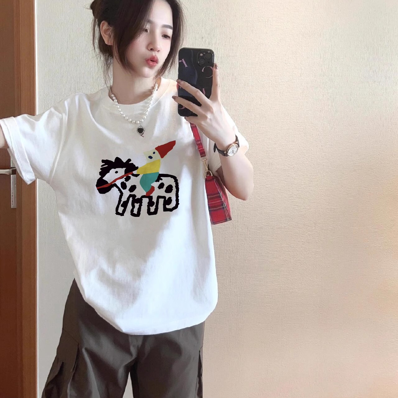 纯棉卡通白色短袖t恤女2025新款爆款夏季美式宽松设计感半袖上衣