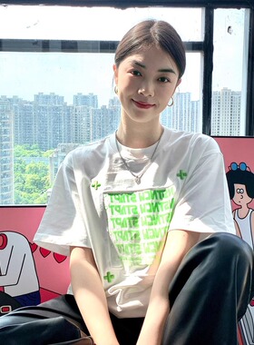 重磅纯棉渐变绿色字母白色短袖T恤女2025新款夏季半袖设计感上衣