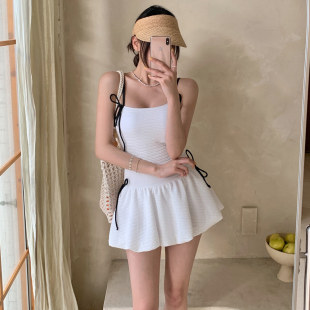 连体泳衣女甜美小胸保守遮肚显瘦温泉泳装 韩版 小香风白色吊带裙式
