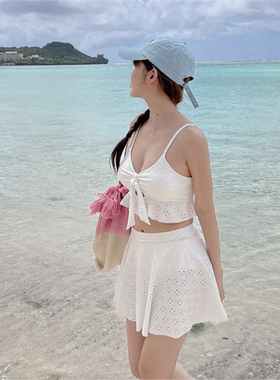 泳衣女2024款性感白色吊带分体比基尼裙式高腰遮肚三件套温泉泳装