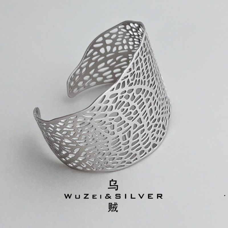 WZ&SILVER设计师款通体S925银镀铑金镂空宽版手镯高级百搭简约