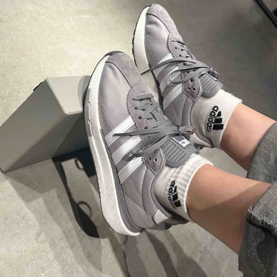 阿迪达斯三叶草男女运动休闲