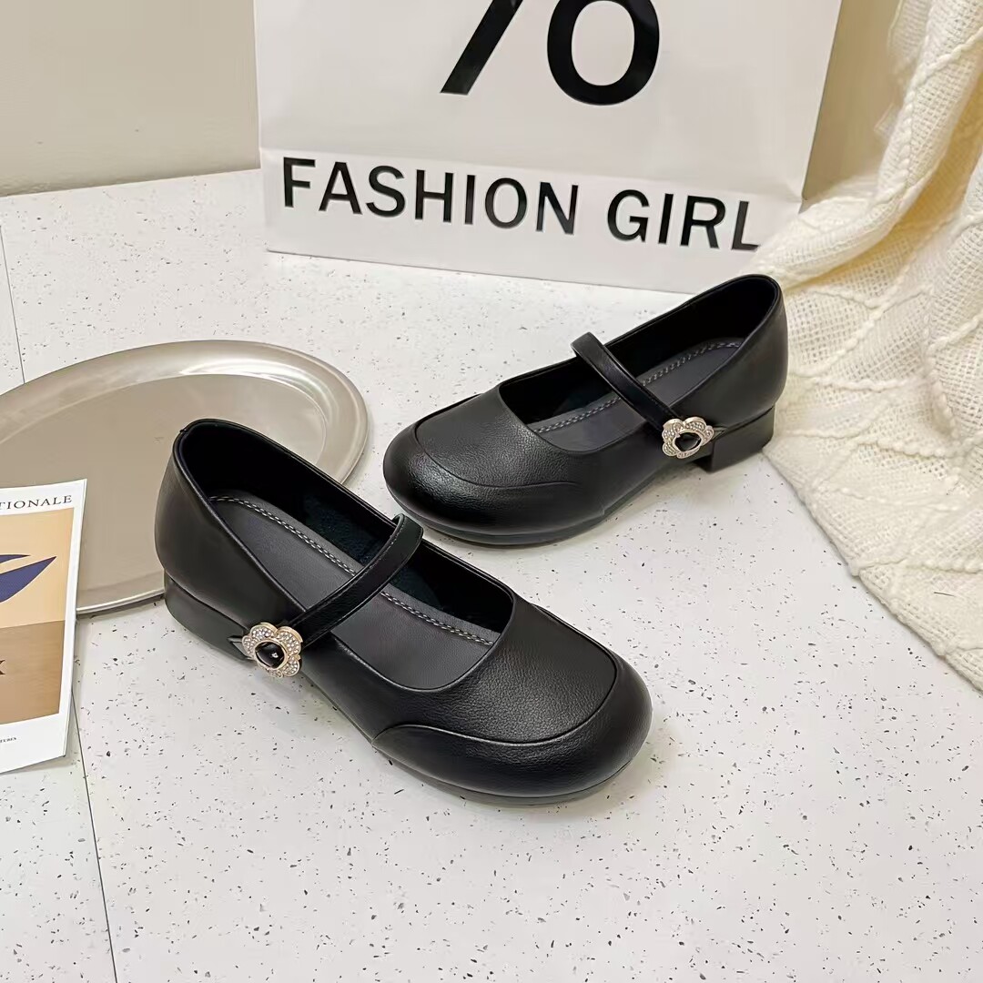 花宿2025夏新款法式复古玛丽珍单鞋百搭浅口一字带小皮鞋女829018