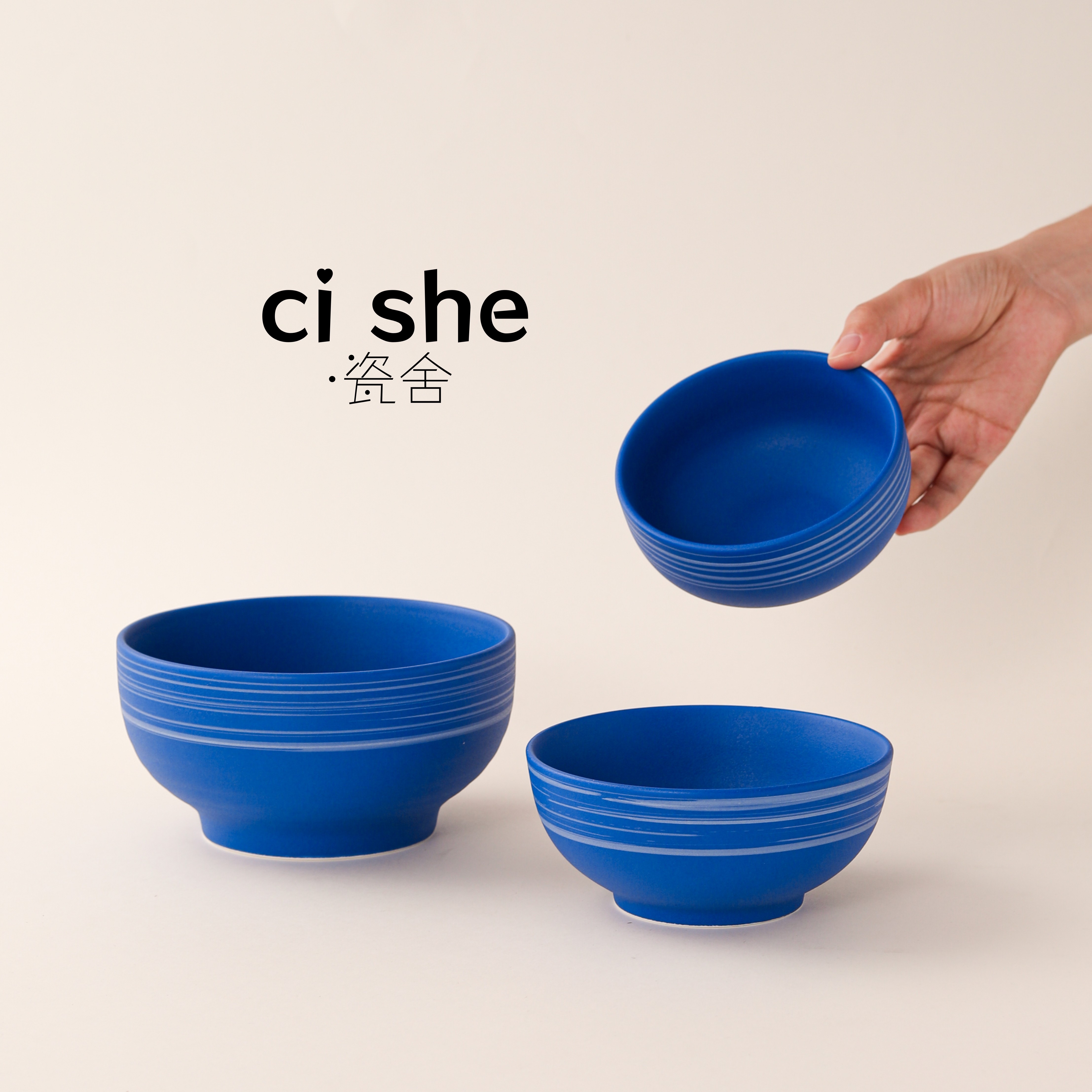 克莱因蓝陶瓷碗创意饭碗