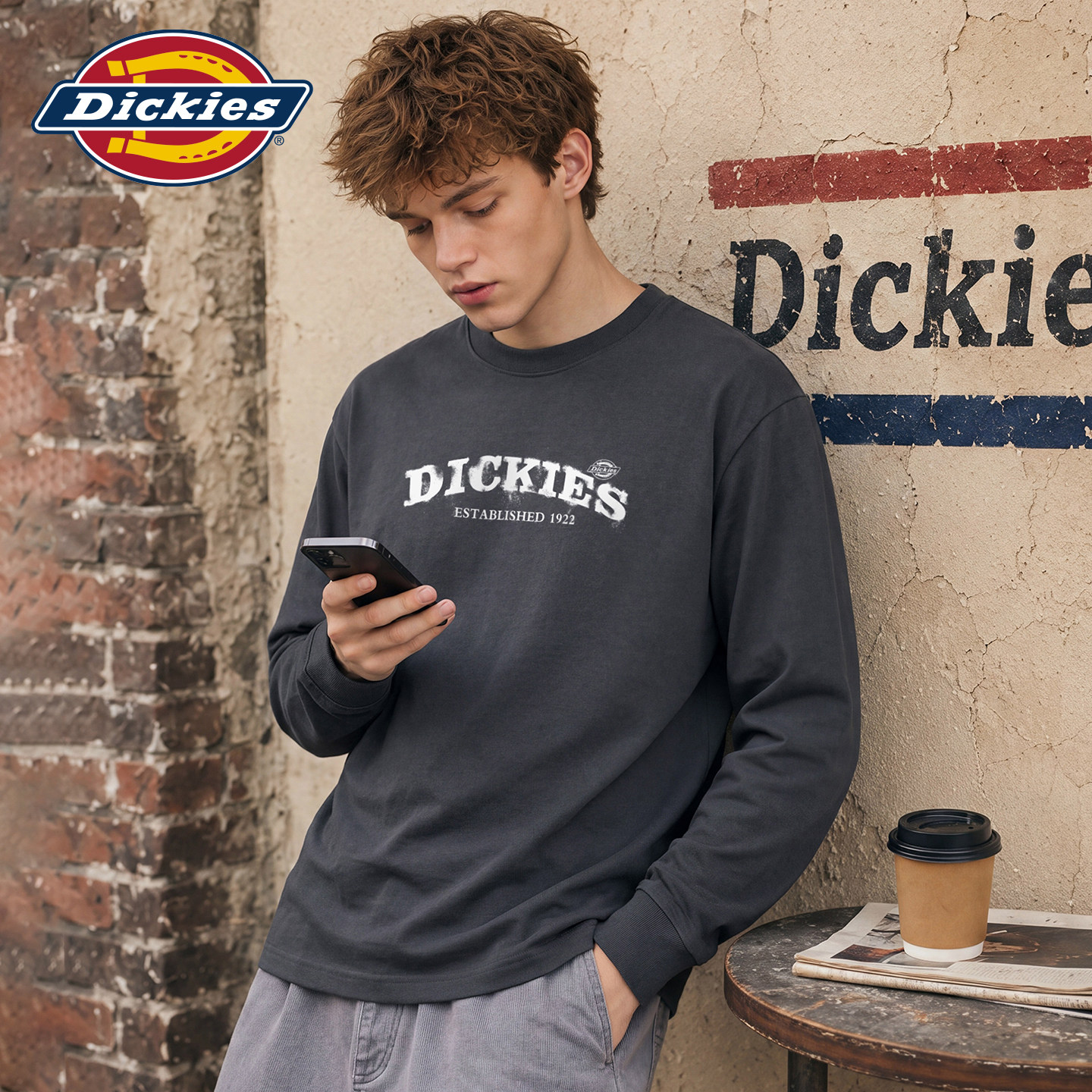 Dickies帝酷适秋季字母印花圆领套头长袖T恤衫男士宽松休闲上衣Y
