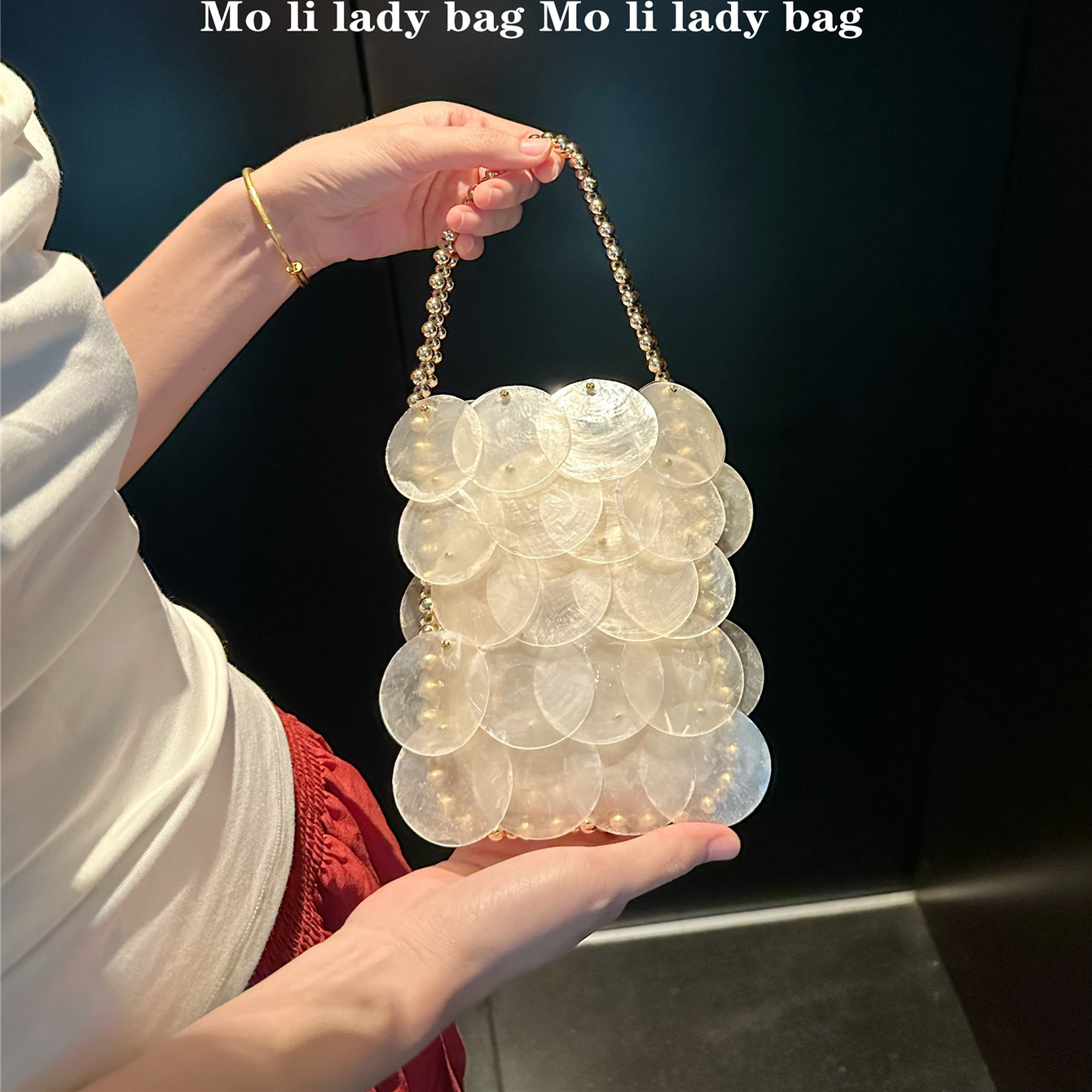 天然贝壳新款彩色手工编织贝壳包时尚彩色女手提包串珠链条鱼鳞包,箱包皮具/热销女包/男包,通用款女包,淘宝优惠券,粉丝福利购,淘宝优惠卷