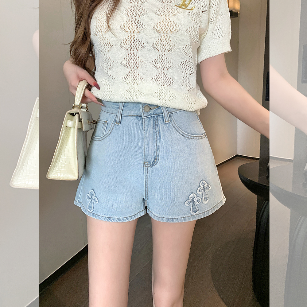 钟菲菲2025新款时尚夏款高腰牛仔短裤女A字阔腿百搭休闲裤浅蓝
