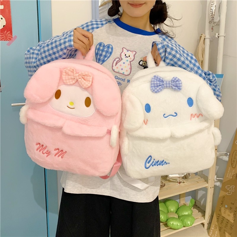 新款女孩卡通毛绒包小学生双肩背包可爱酷洛米女生外出收纳小背包