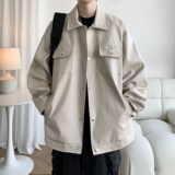 米白色