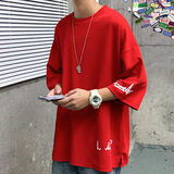红色