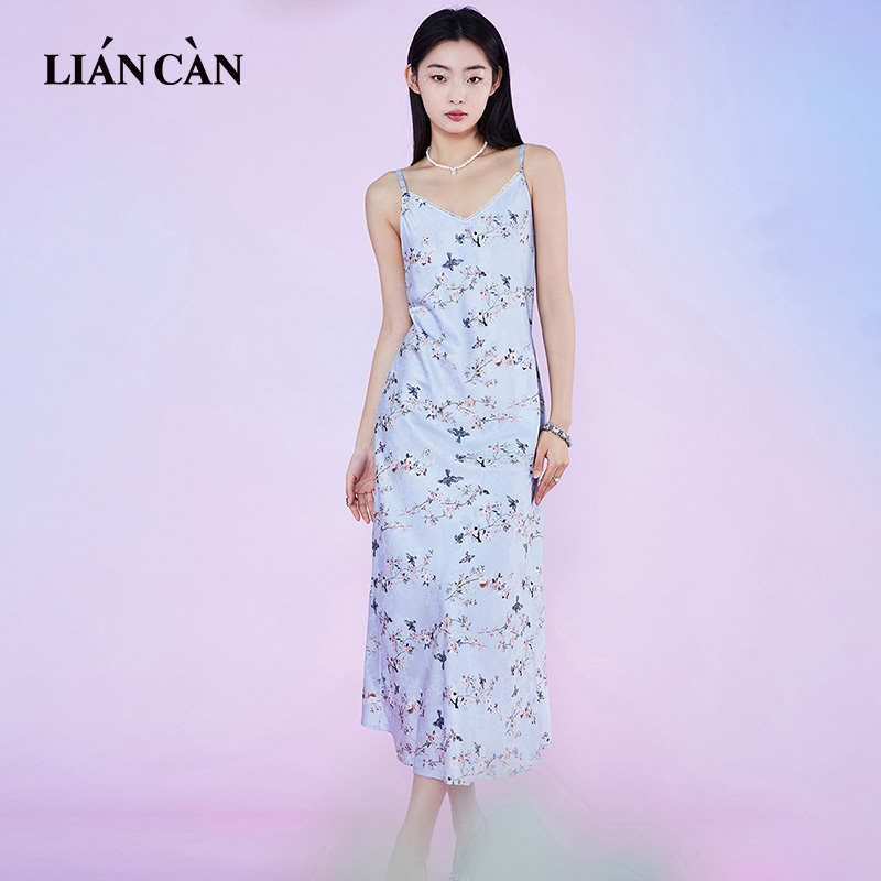 莲灿25年新款改良吊带连衣裙