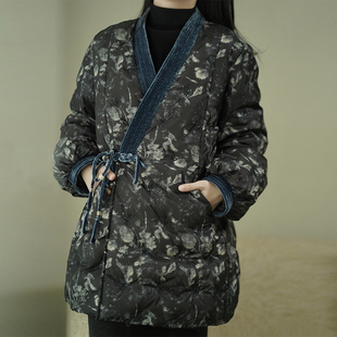 V领束腰保暖白鸭绒外套 羽绒服女冬季 艾绘馆新中式 国风印花中长款