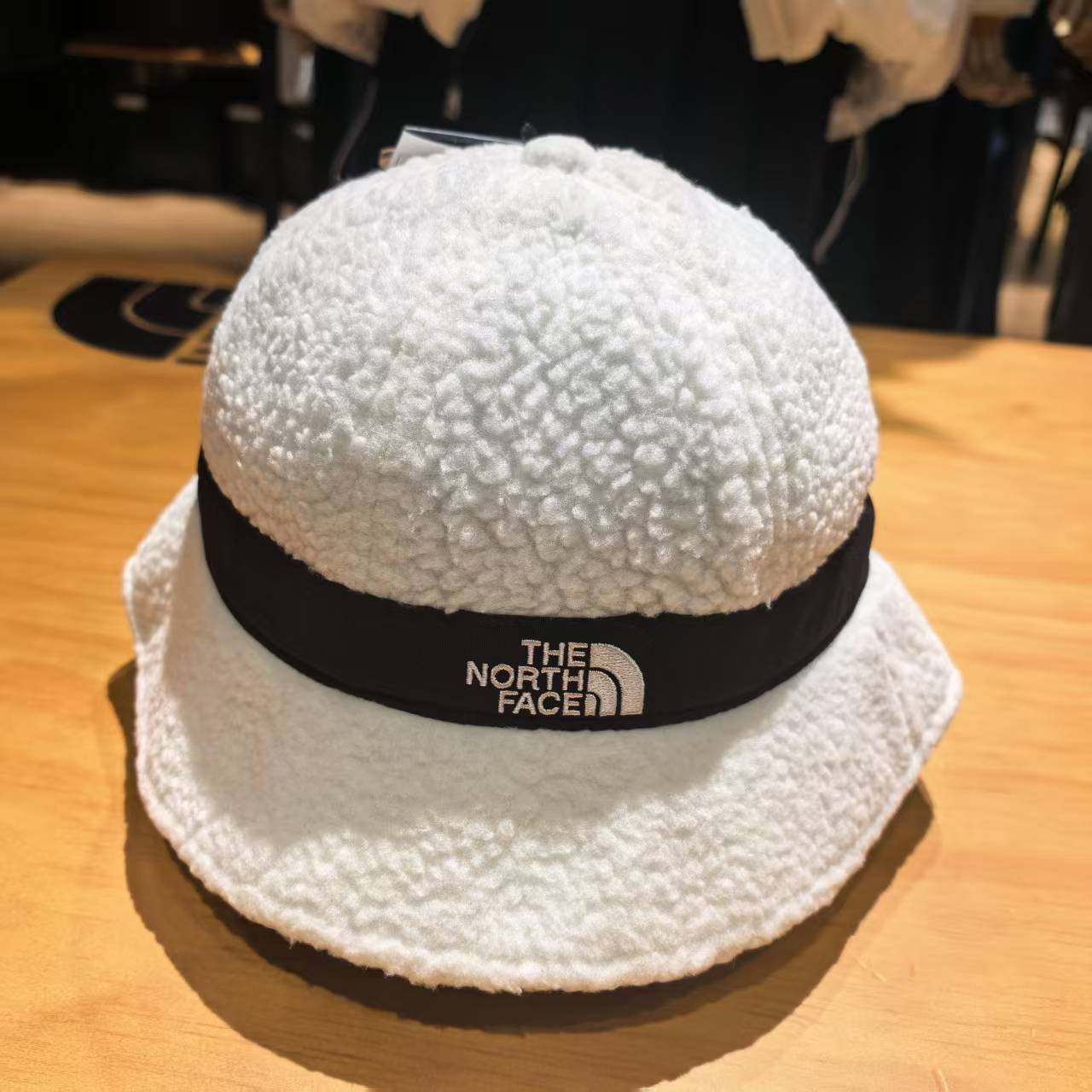 2025秋冬新款TheNorthFace北面户外男女款抓绒加绒渔夫帽NFOA8882