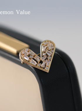 Lemon Value爱心防走光V领胸针高档衬衫领口隐形别针固定衣服配饰