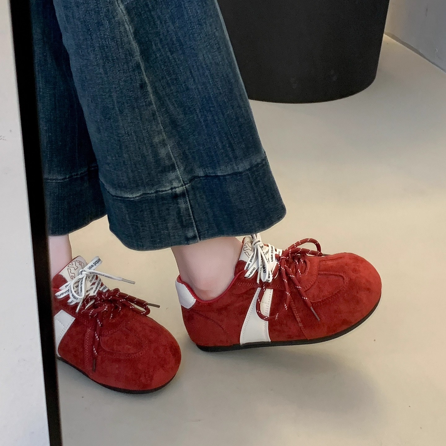 系带可爱圆头德训鞋女款2025年新款秋冬季百搭单鞋休闲运动阿甘鞋