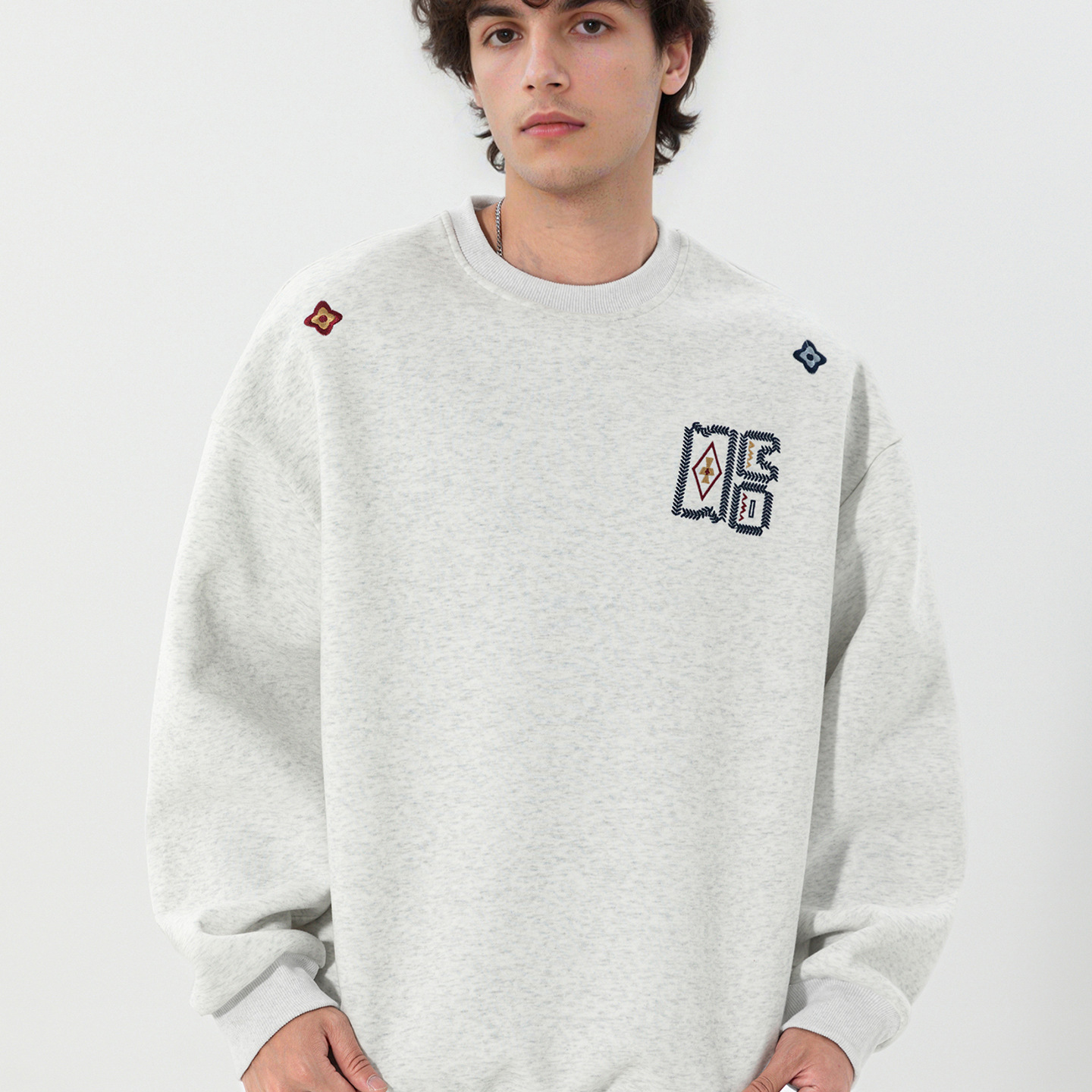 LJOSANNLAM复古风刺绣圆领卫衣男宽松百搭潮流长袖上衣男装穿搭