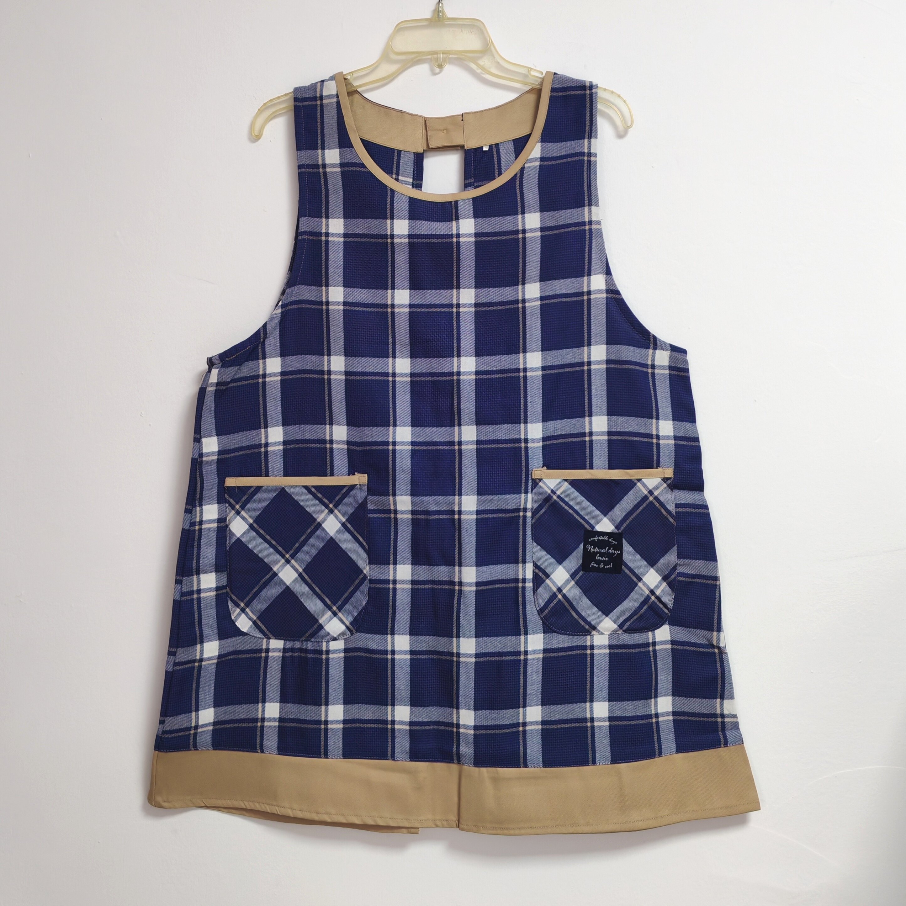 涤棉布全棉纯棉成人日本卡通围裙女士女孩烘焙反穿衣绘画画罩衣韩