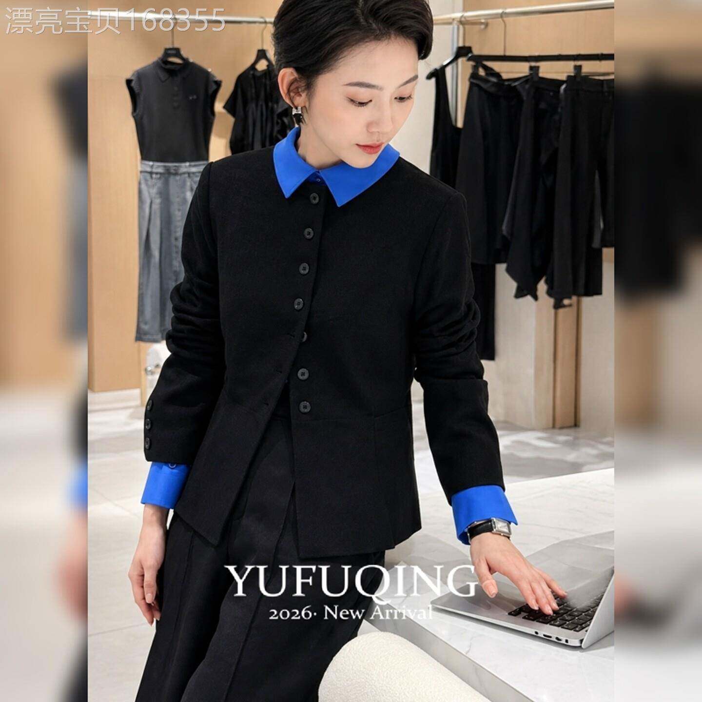 黑色短款外套女长袖拼接翻领纽扣修身通勤韩系设计感早秋女士上衣