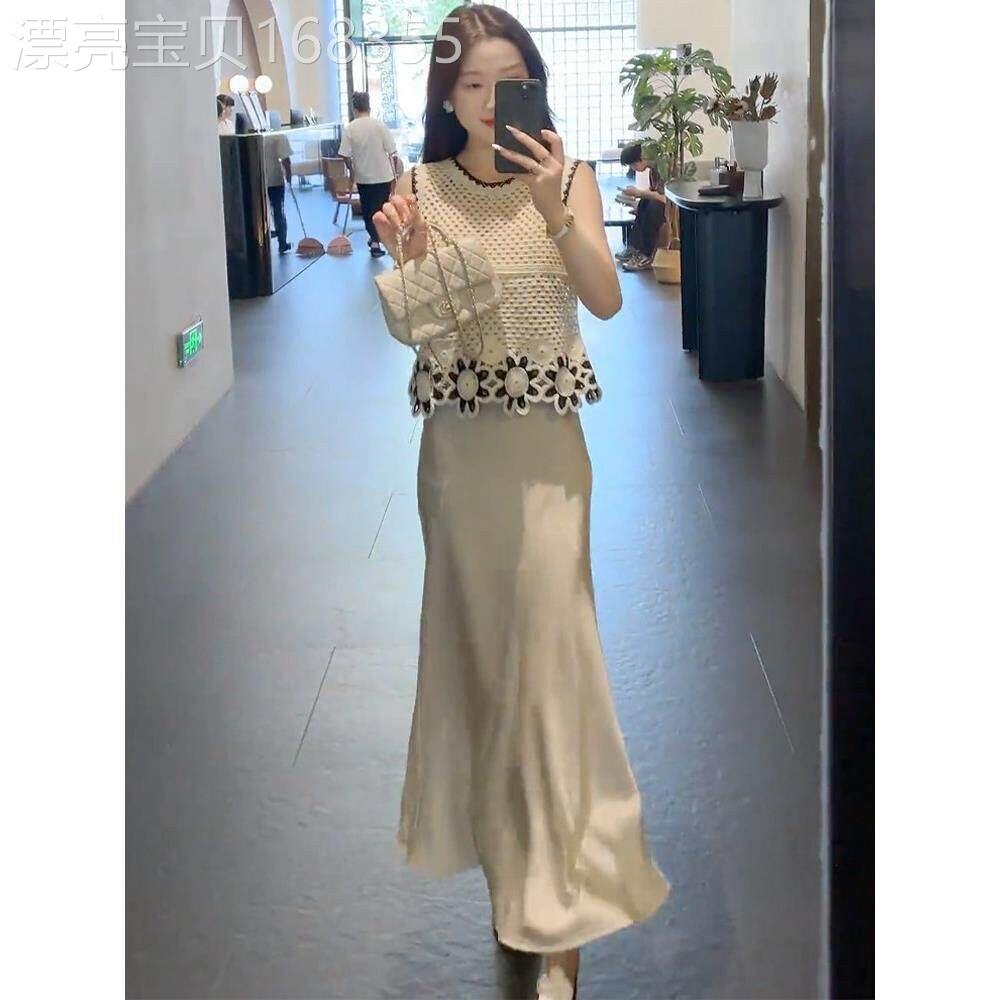 香港开春穿搭一整套女士2026镂空无袖上衣高腰鱼尾裙半身裙两件套