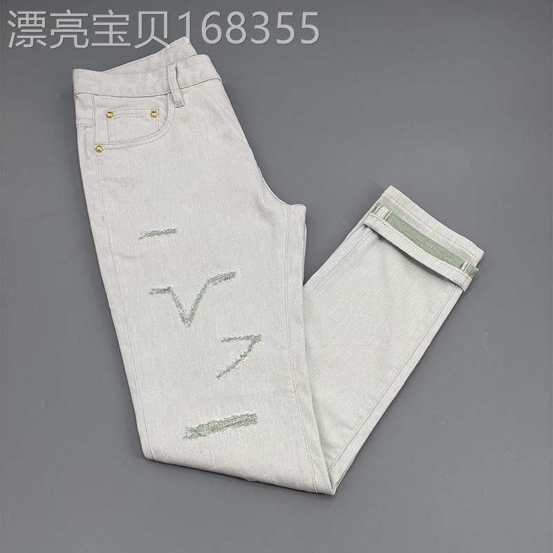 高端潮牌白色牛仔裤男2026夏季新款修身小脚弹力时尚休闲刮烂长裤