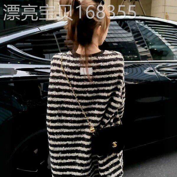 黑白条纹圆领卫衣女春秋季2026新款中长款宽松打底衫松弛套头上衣