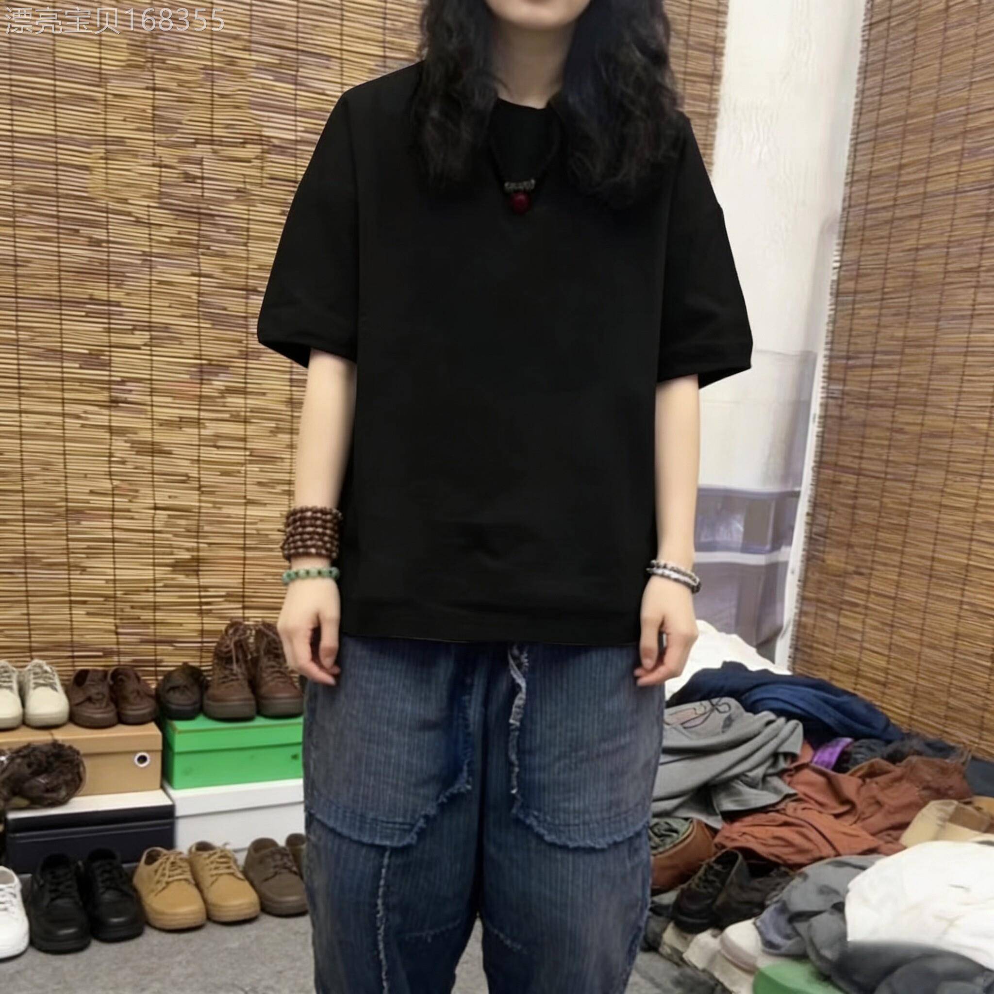 中年妈妈黑色正肩短袖t恤女夏季薄款宽松大尺码休闲美式上衣