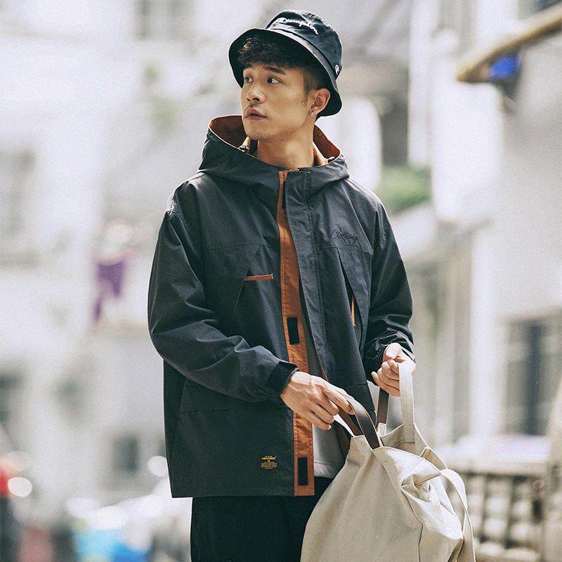 香港专柜日系冬季男士连帽冲锋衣工装外套男情侣韩版宽潮流松夹克