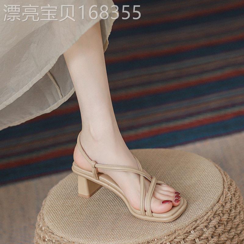 店主自留新款~方头露趾凉鞋女夏季百搭一字带中跟粗跟气质高跟鞋