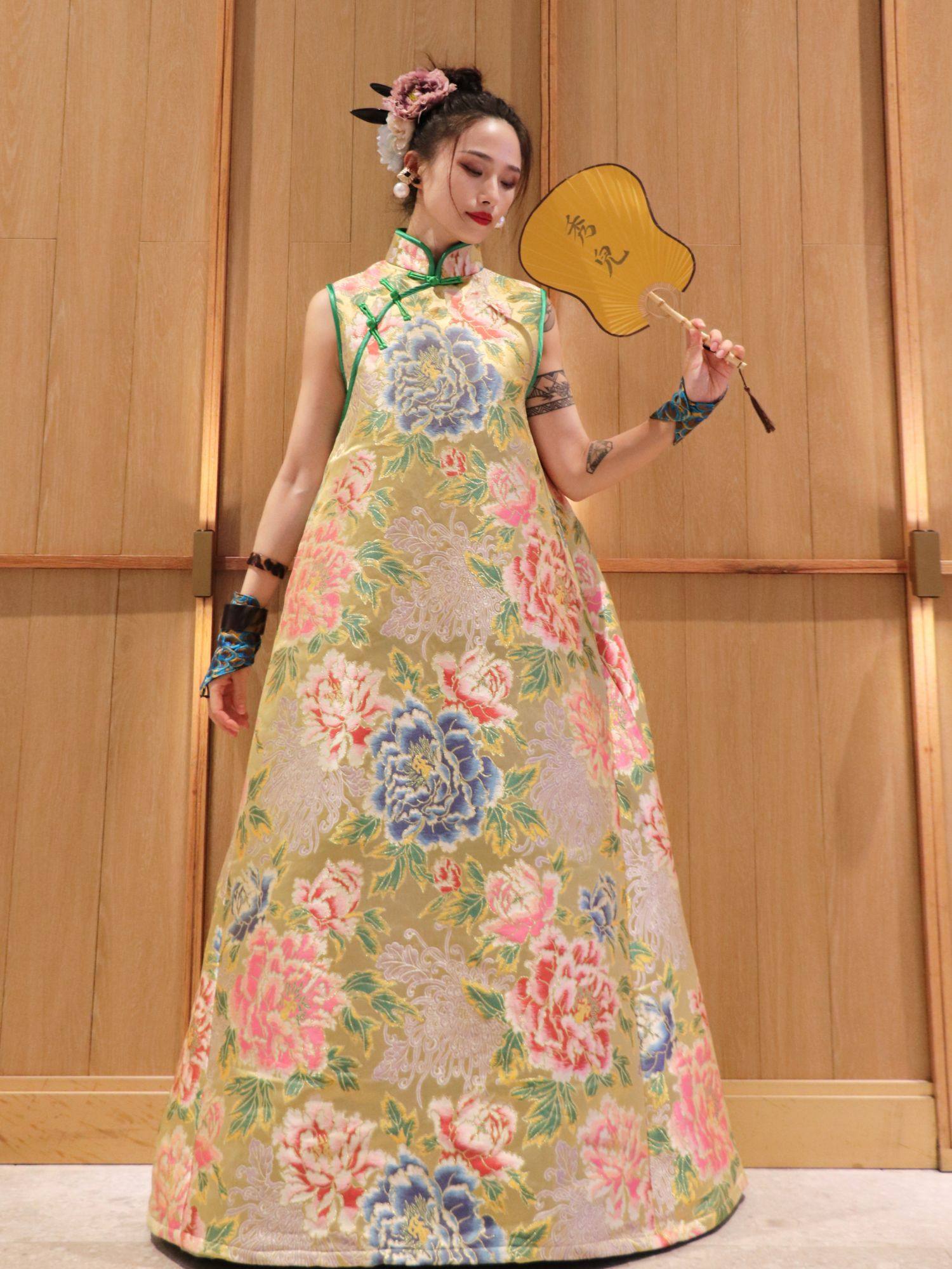 锦秀儿原创立体七彩牡丹花开富贵织锦中式立领无袖民族风大摆袍子