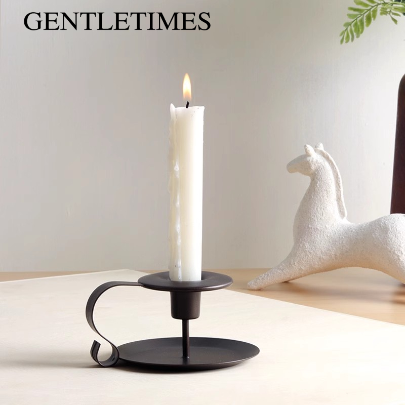 简约现代风法式餐桌氛围拍摄烛台