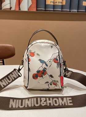 高级感包包女2026新款洋气牛津布时尚休闲女士斜挎包小挎包手机包