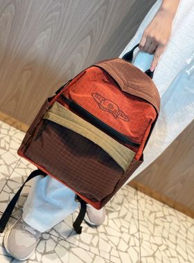 超火小众户外双肩包女2025新款时尚高颜值轻便女士背包通勤旅行大