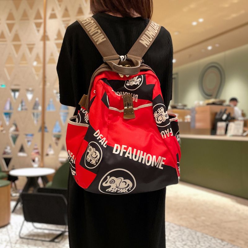 洋气外出旅游双肩包女2025新款时尚登山包旅行轻便牛津布女士背包