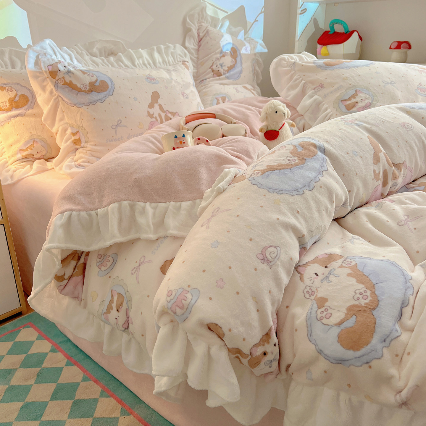 梨梦可爱萝莉猫咪崽保暖加厚牛奶绒四件套床单被套珊瑚绒床上用品