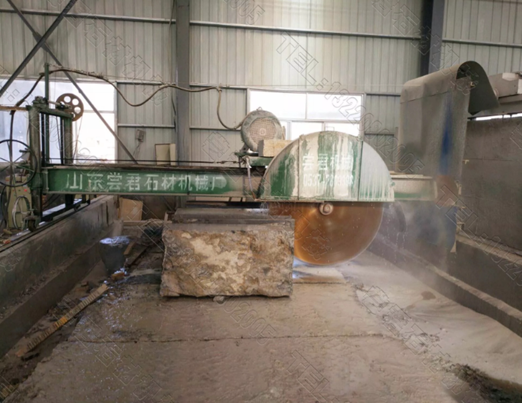 石材机械切割机 hqb-1800砂岩青石锯石机 板材条石切石机左右移动