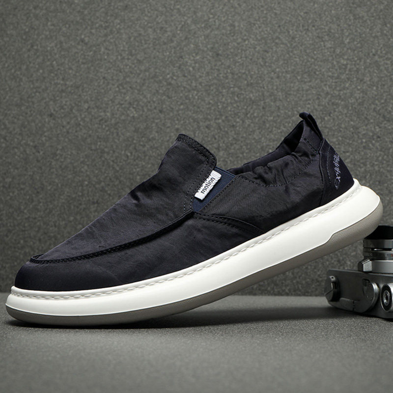 布鞋男2026新款春季透气冰丝速干轻便休闲防臭男士一脚蹬帆布鞋