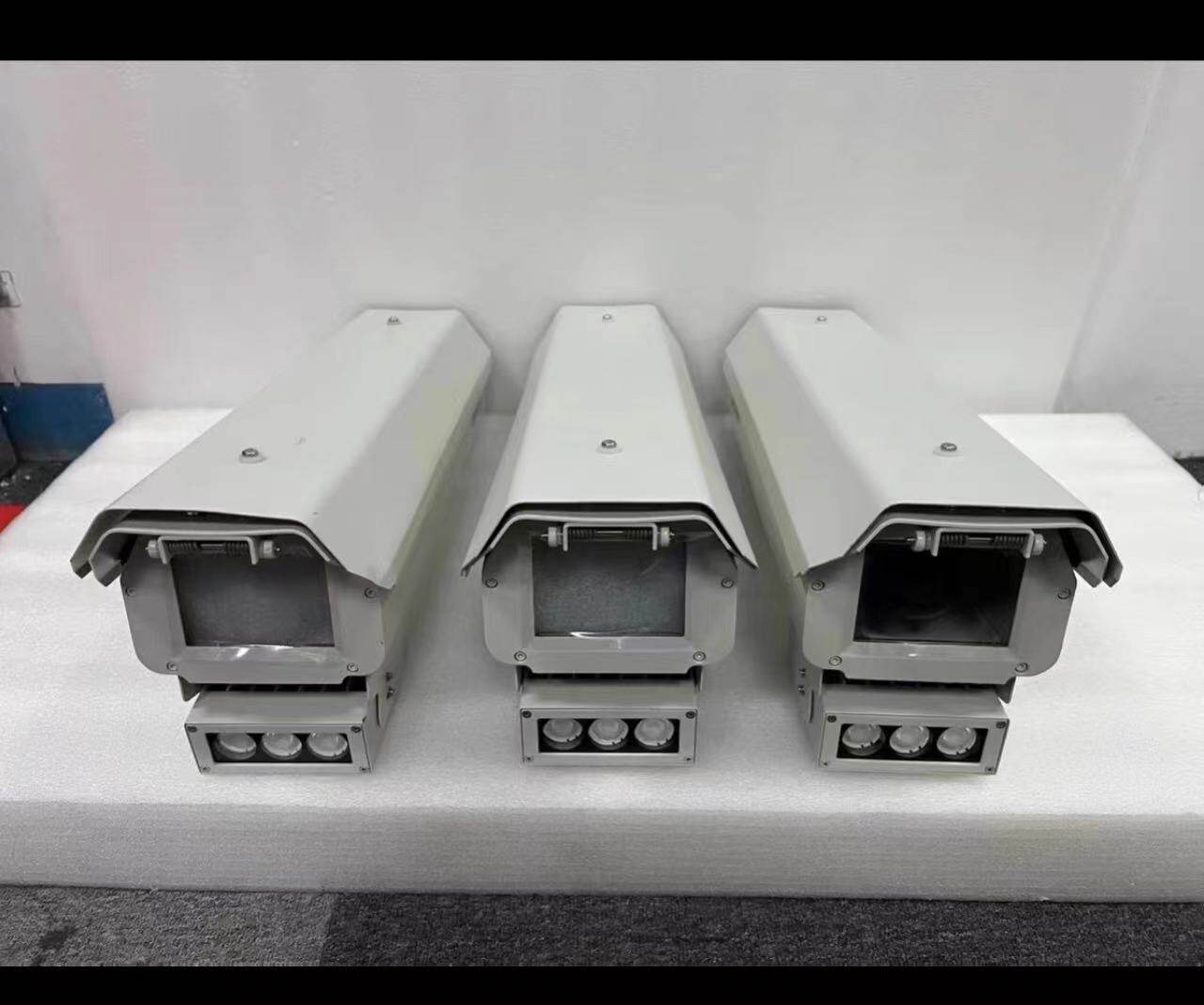 海康威视iDS-TCM200-A/TCM400-A/TCM600-A高清智能车辆卡口抓拍机