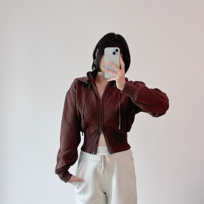 加绒连帽抓绒运动外套