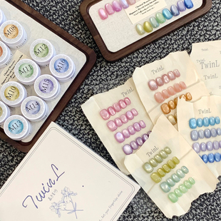 甲油胶月亮上 TWINL 日系美甲光疗胶罐装 你缎光猫眼 M系列M01