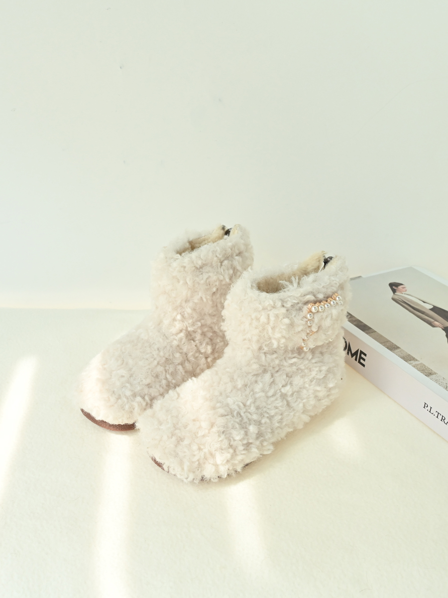 女童靴子韩版新款时尚冬季保暖低筒短靴软底毛毛鞋儿童羊羔雪地靴